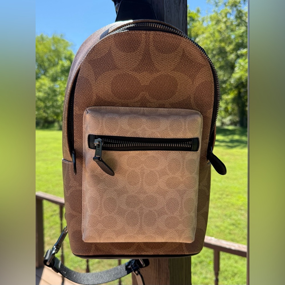 COACH LEATHER SLING BACK BACKPACK WOMENS LEATHER GREAT GIFT